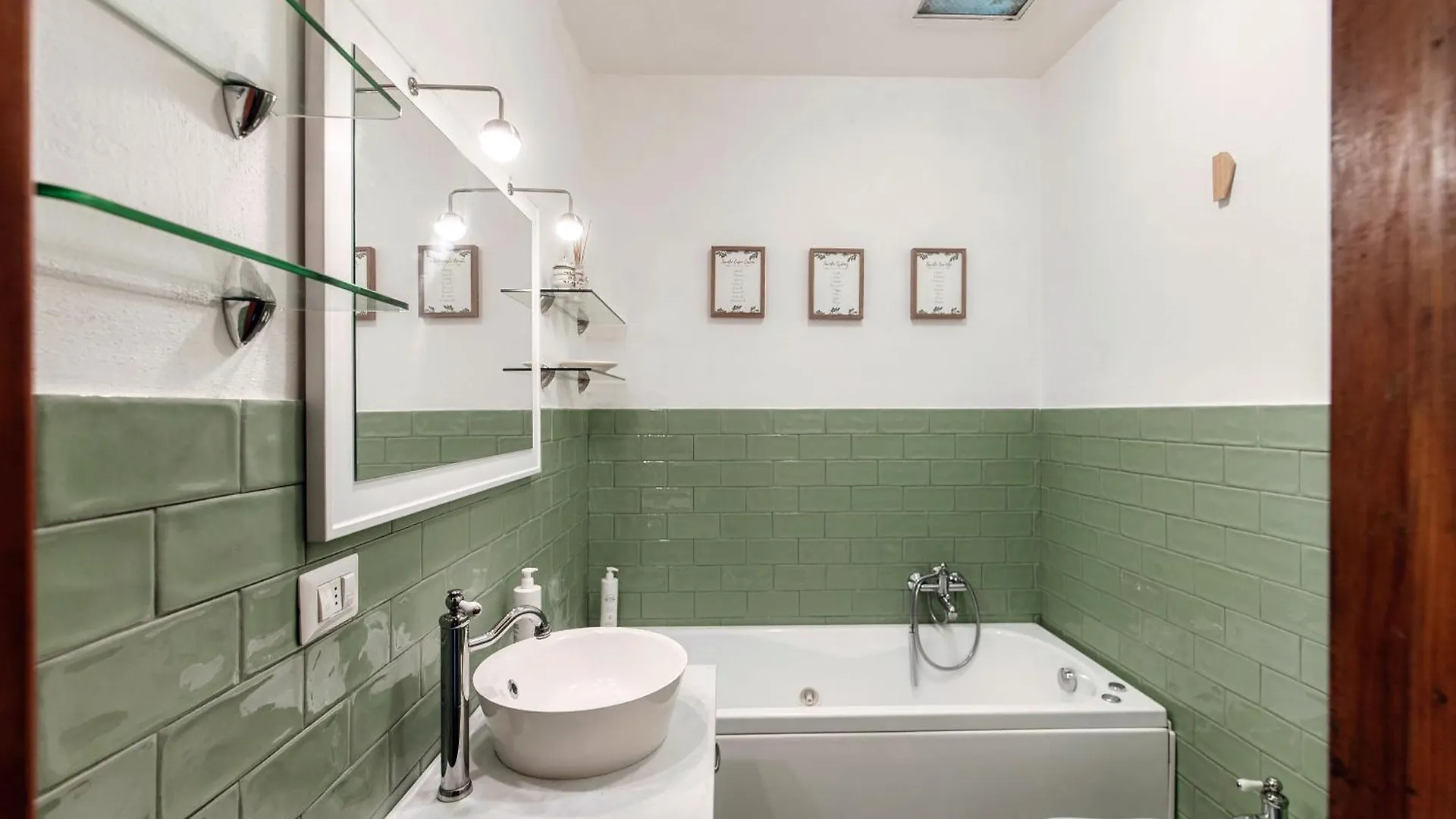 Country House Montorfano - By Myhomeincomo Capiago Intimiano Italy